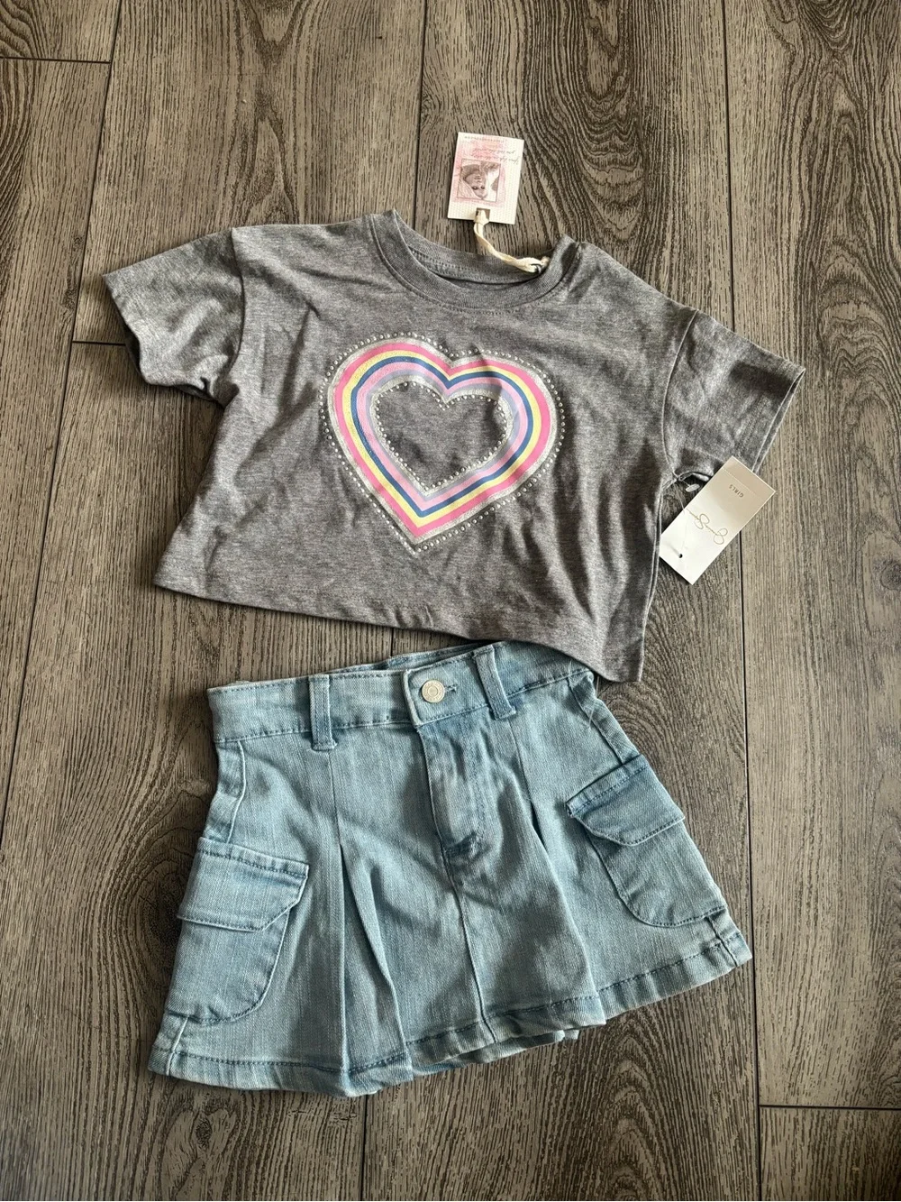 Jessica Simpson Girls Gray Heart Crop Tee with Rainbow Accent
